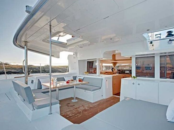 Lagoon 450 - Salon  Lagoon 450 - Salon