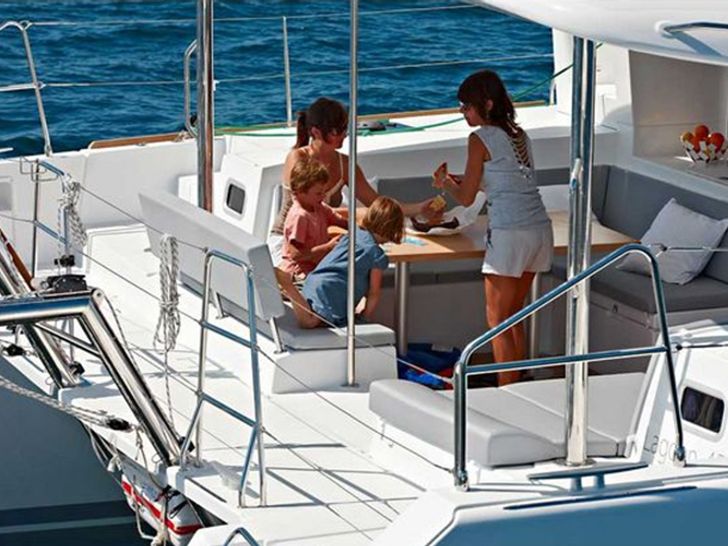 Lagoon 450 - Salon  Lagoon 450 - Salon