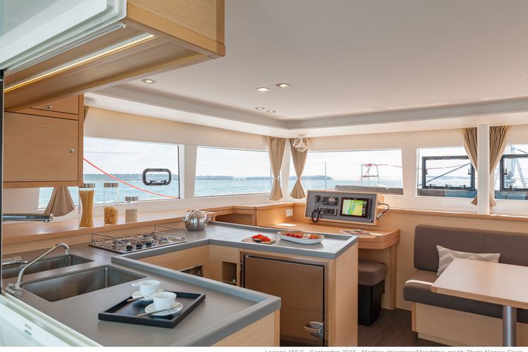 Charter Yacht Lagoon 450 F - 4 + 1 cabins(4 double 1 single)- 2019 - Mykonos - Athens