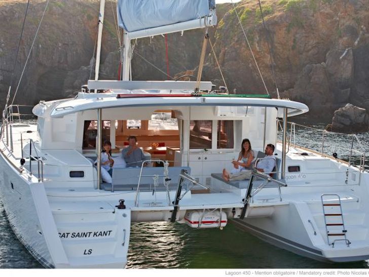 Lagoon 450 F - 4 double cabins Lagoon 450 F - 4 double cabins