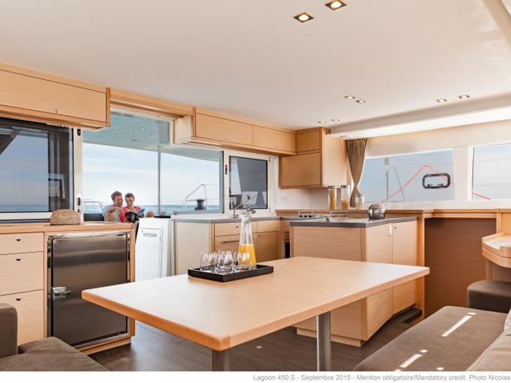Lagoon 450 F - 4 double cabins Lagoon 450 F - 4 double cabins