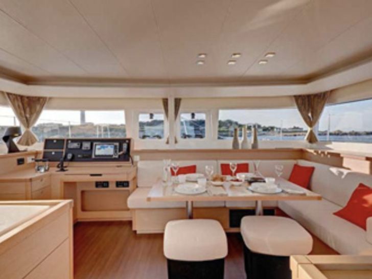 Lagoon 450 F Salon Lagoon 450 F Salon