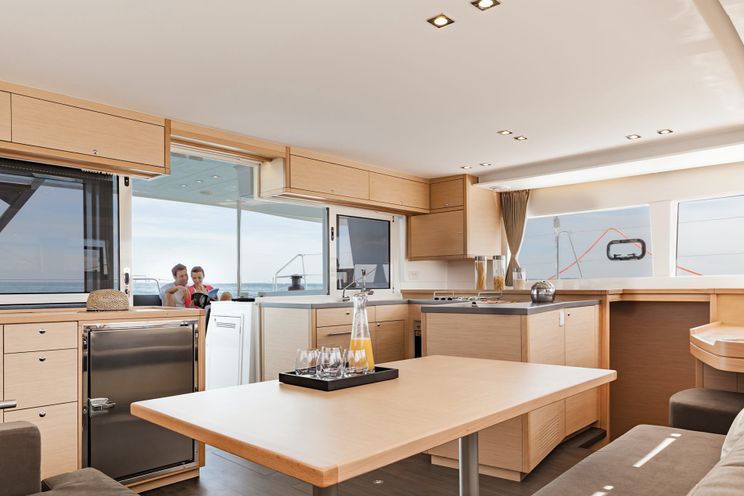 Charter Yacht Lagoon 450 F - 4 + 2 Cabins(4 Double 2 Single)- 2018 - La Paz - Mexico