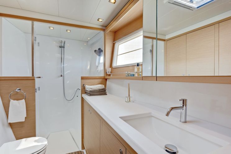 Charter Yacht Lagoon 450 F - 4 + 2 Cabins(4 Double 2 Single)- 2018 - La Paz - Mexico