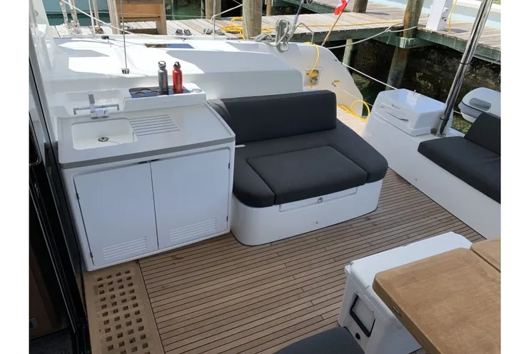 Charter Yacht Lagoon 50 - 2019 - 7 cabins(6 double 1 single)- Nassau