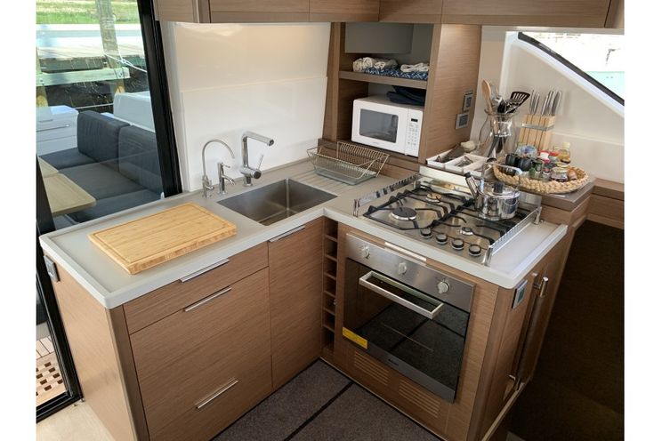 Charter Yacht Lagoon 50 - 2019 - 7 cabins(6 double 1 single)- Nassau