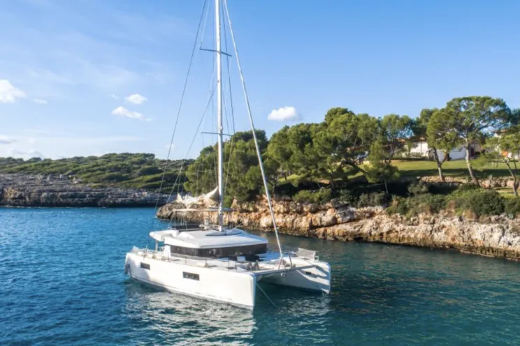 Charter Yacht Lagoon 52 F - 6 + 2 Cabins - 2019 - Nassau - Exumas - Bahamas