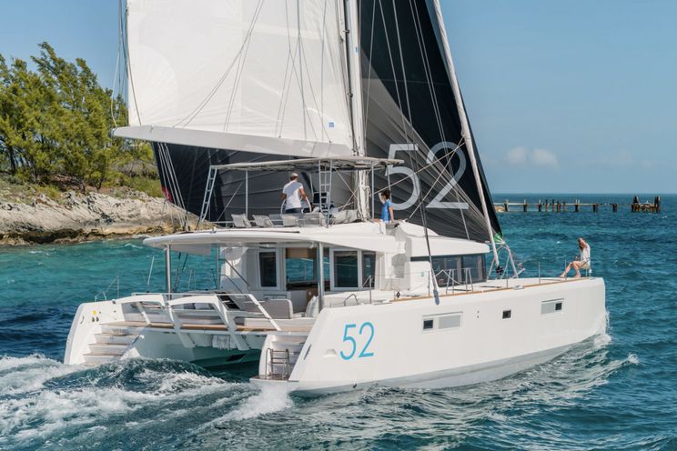 Charter Yacht Lagoon 52 F - 6 + 2 Cabins - 2019 - Nassau - Exumas - Bahamas