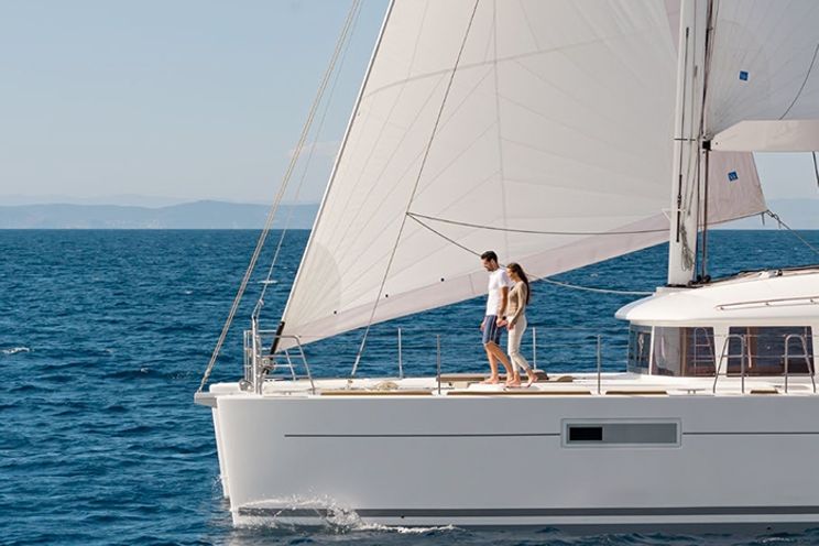 Charter Yacht DIVA - Lagoon 560(2017)- 4 Cabins - French Polynesia - Tahiti - Bora Bora - Raiatea - Huahine