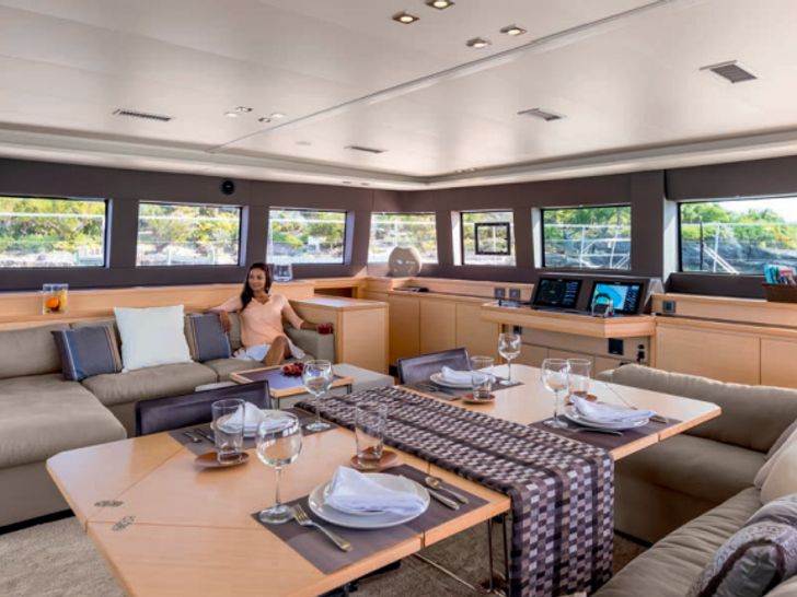 Lagoon 630 - Saloon Lagoon 630 - Saloon