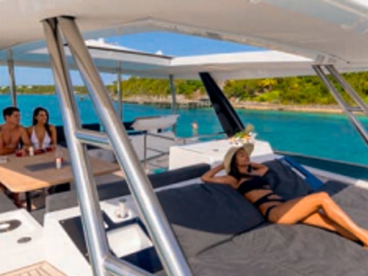 Lagoon 630 - Flybridge Lagoon 630 - Flybridge