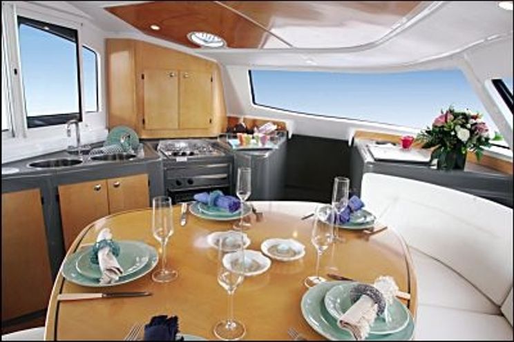 Charter Yacht Lavezzi 40 - 4 + 2 Cabins - Martinique