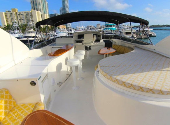Charter Yacht Lazzara 84 - 5 Cabins - Miami Day Boat Rental - South Beach - Biscayne Bay Miami - Miami - Florida