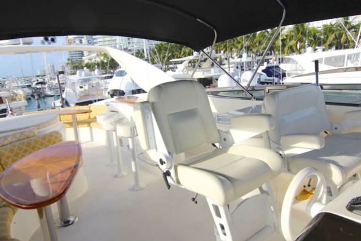 Charter Yacht Lazzara 84 - 5 Cabins - Miami Day Boat Rental - South Beach - Biscayne Bay Miami - Miami - Florida