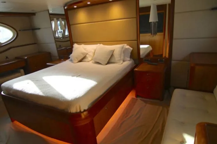 Charter Yacht Lazzara 84 - 5 Cabins - Miami Day Boat Rental - South Beach - Biscayne Bay Miami - Miami - Florida