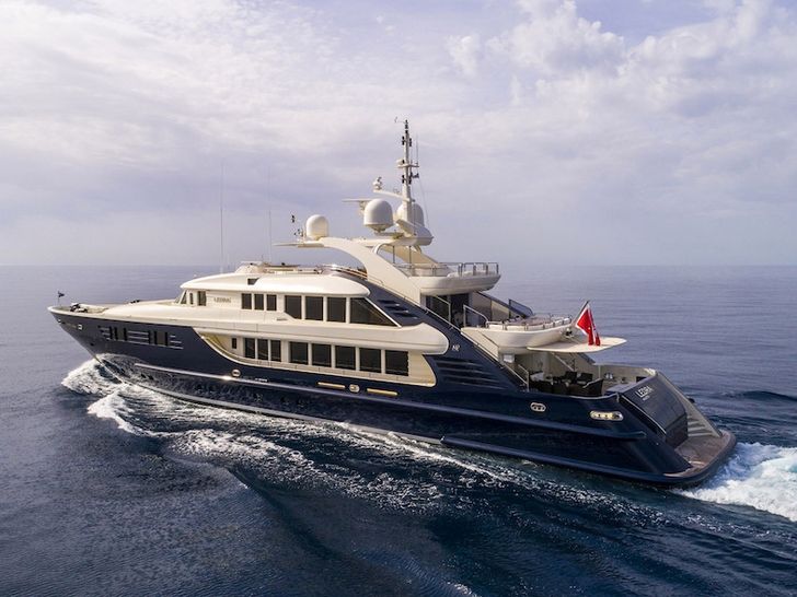 LEDRA Motor Yacht Running