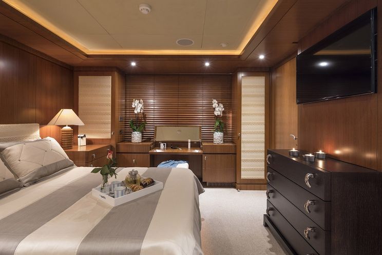 Charter Yacht LEDRA - ISA 155 - 6 Cabins - Athens - Mykonos - Santorini - Naxos