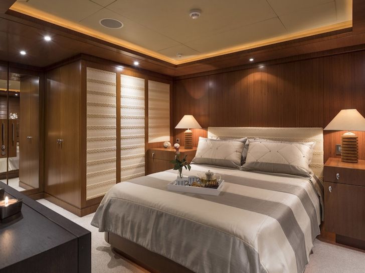 LEDRA Motor Yacht VIP Cabin LEDRA Motor Yacht VIP Cabin