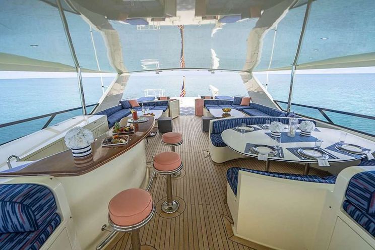 Charter Yacht LEGACY - Broward 118 - 4 Cabins - Florida - Nassau - Bahamas