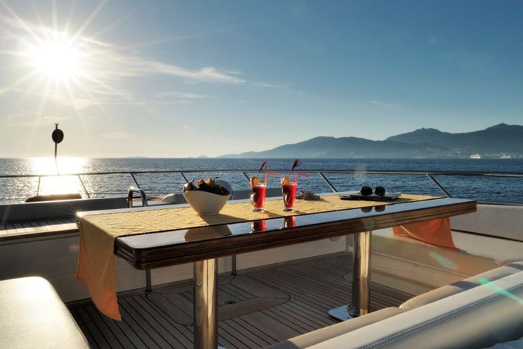 Charter Yacht LEONARDO - Azimut 98E - 4 Cabins - Ajaccio - Bonifacio - Corsica: