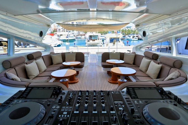 Charter Yacht Leopard 27m - Ibiza Day Charter Yacht - Marina Ibiza - Formentera