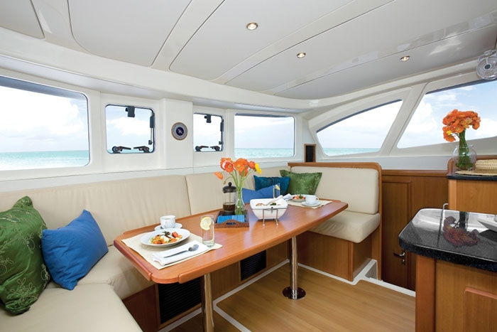 Charter Yacht Leopard 384 - 4 Cabins - Cannigione - Sardinia