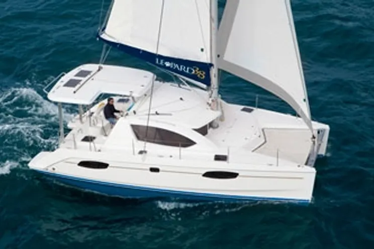 Charter Yacht Leopard 384 - 4 Cabins - Cannigione - Sardinia