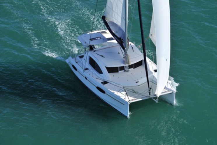 Charter Yacht Leopard 39 - 4 Cabins - Antigua