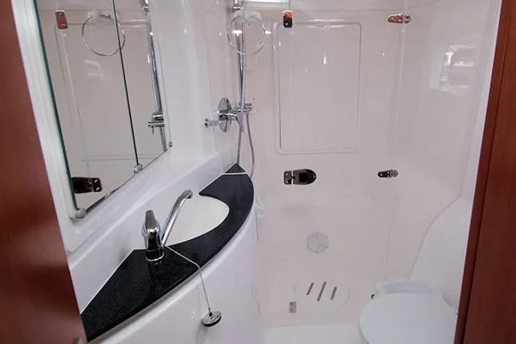 Charter Yacht Leopard 44 - 3 + 1 Cabins - Tortola - BVI