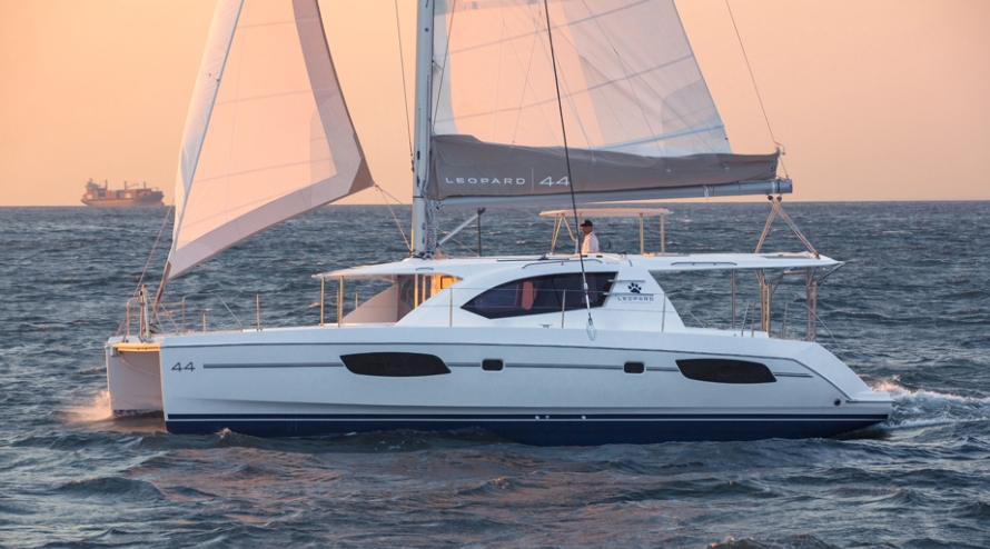 Charter Yacht Leopard 44 - 6 Cabins - Salerno - Tropea - Procida