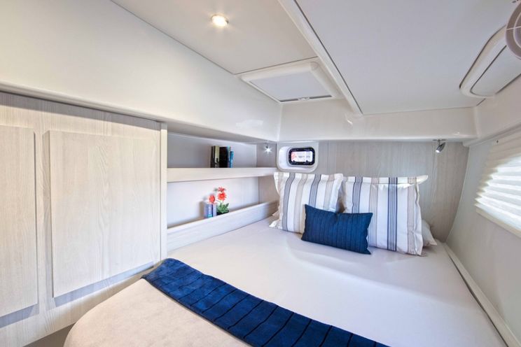 Charter Yacht Leopard 44 - 6 Cabins - Salerno - Tropea - Procida