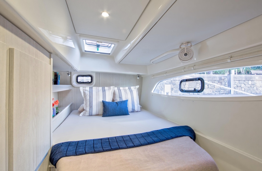 Charter Yacht Leopard 44 - 6 Cabins - Salerno - Tropea - Procida