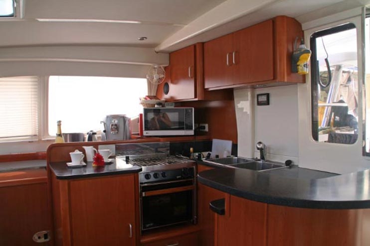 Charter Yacht Leopard 46 - 3 + 1 Cabins - Tortola,BVI