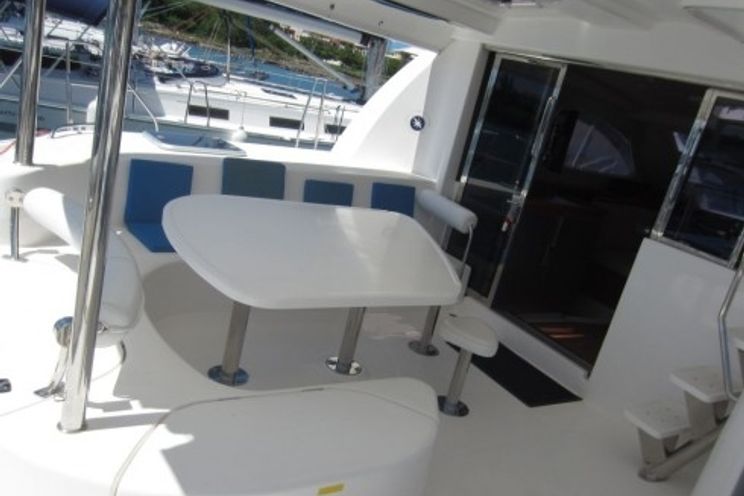 Charter Yacht Leopard 46 - 4 + 1 Cabins - Grenada