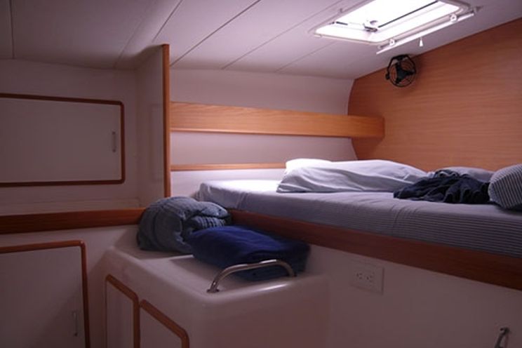 Charter Yacht Leopard 4700 - 4 Cabins - Grenada