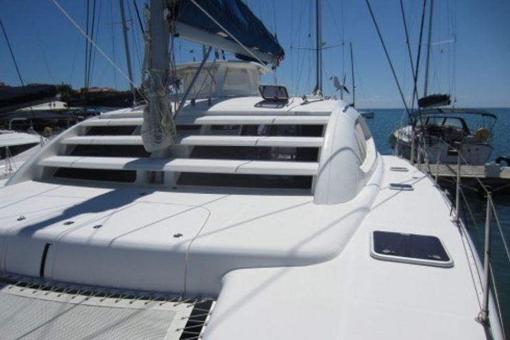 Charter Yacht Leopard 46 - 4 + 1 Cabins - St Vincent - Grenada - The Grenadines