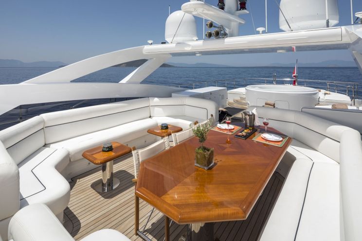 Charter Yacht LEQUINOX - Heesen 37m - 5 Cabins - Athens - Mykonos - Siros - Naxos