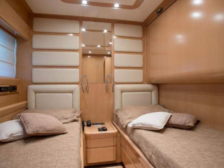 LETTOULI III Posillipo 21m Twin LETTOULI III Posillipo 21m Twin