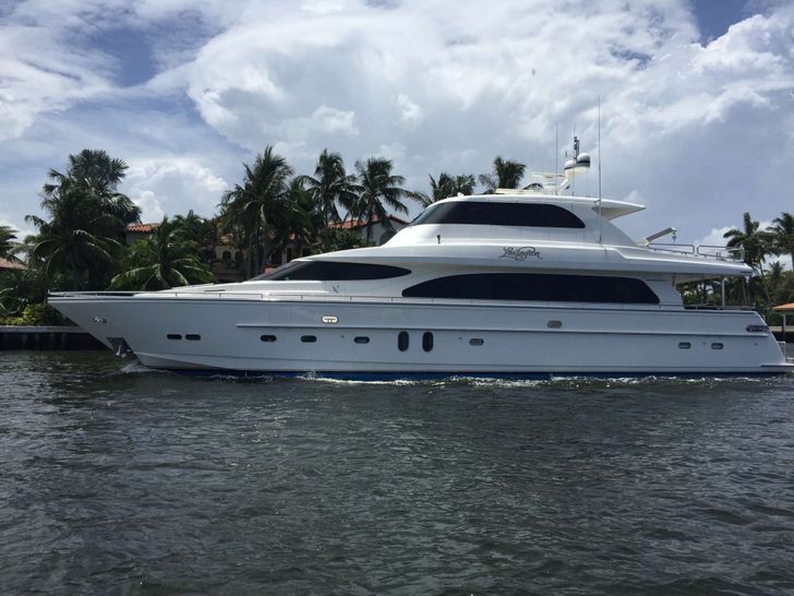 LEXINGTON - yacht side view LEXINGTON - yacht side view