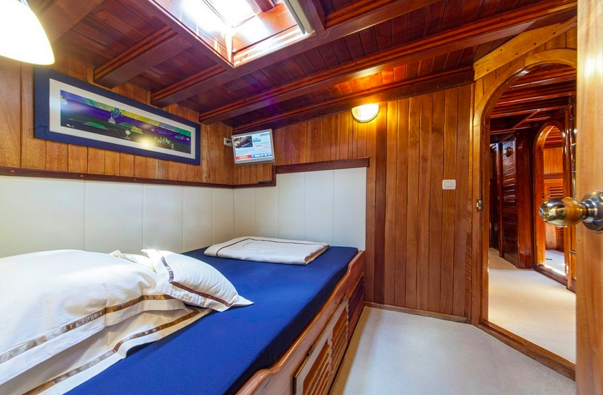 Charter Yacht LIBRA - 28m Gulet Motor Sailor - 6 Cabins - Split - Kastela - Trogir