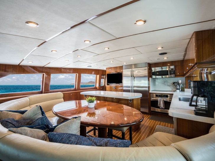 LIMITLESS - Crewed Motor Yacht Galley Seating