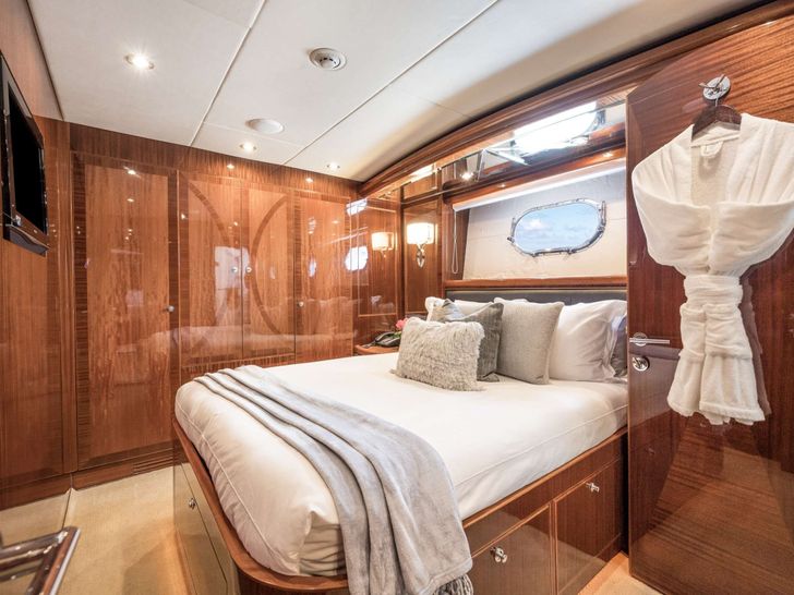 LIMITLESS - Hargrave 101,guest cabin 1 LIMITLESS - Hargrave 101,guest cabin 1