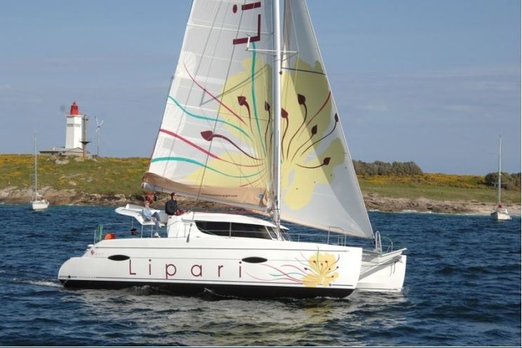 Charter Yacht Lipari 41 - 3+2 Cabins - Bahamas - Marsh Harbour