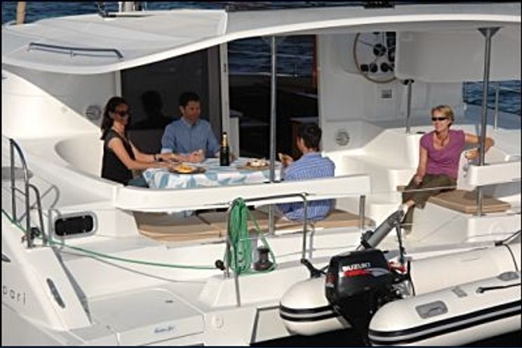 Charter Yacht Lipari 41 - 4 Cabins - Miami