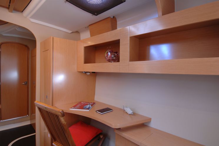 Charter Yacht Lipari 41 - 4 Cabins - Miami