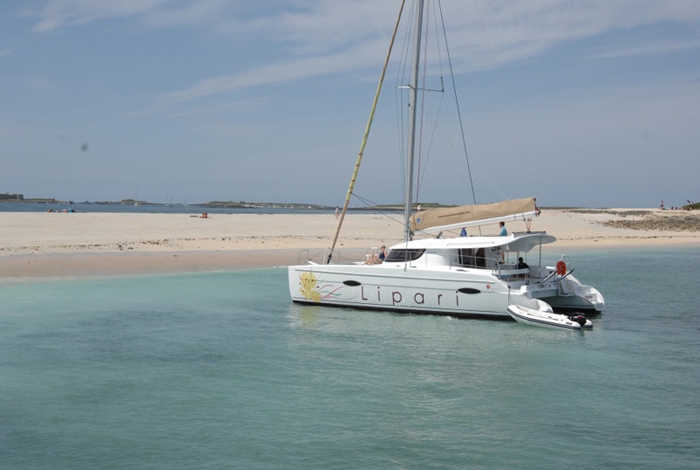 Charter Yacht Lipari 41 - 4 + 2 Cabins - Le Marin - Martinique