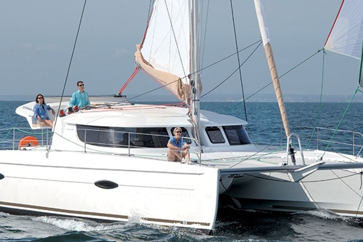 Charter Yacht KIA ORA