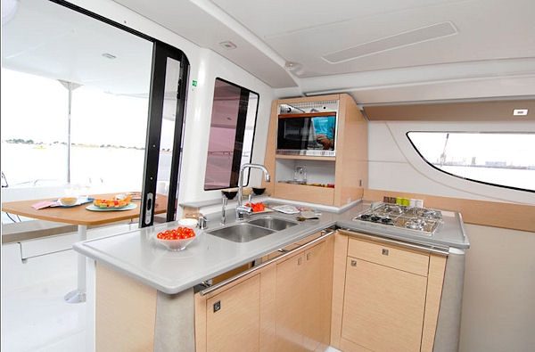 Charter Yacht Lipari 41 Evolution - 4 + 2 Cabins - Tortola,BVI