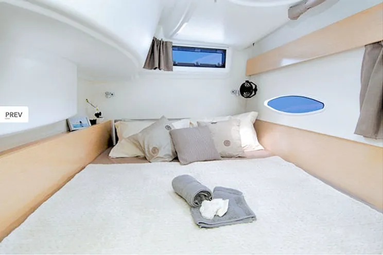 Charter Yacht Lipari 41 Evolution - 4 + 2 Cabins - Tortola,BVI