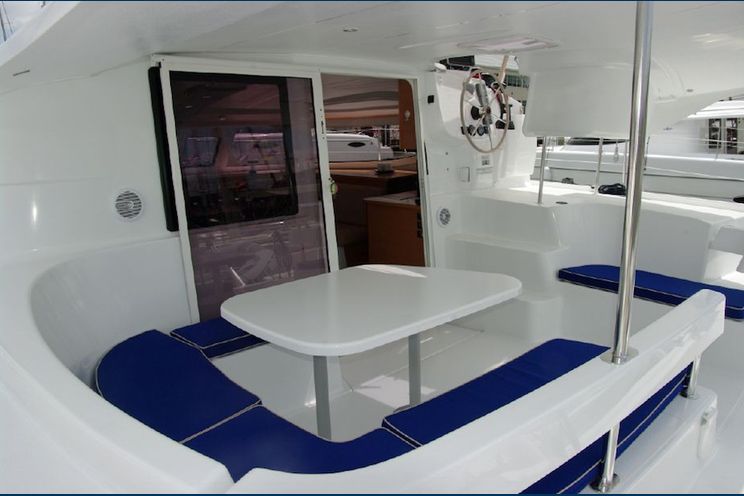 Charter Yacht Lipari 41 - 4 Cabins - 2012 - Fort Lauderdale